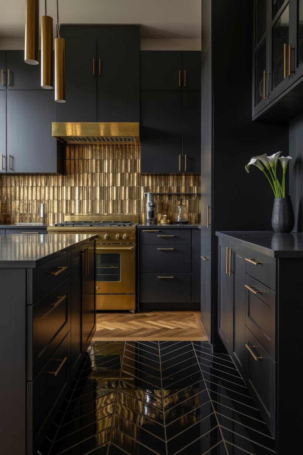 Modern Black Kitchen: 18 Stunning Ideas To Try